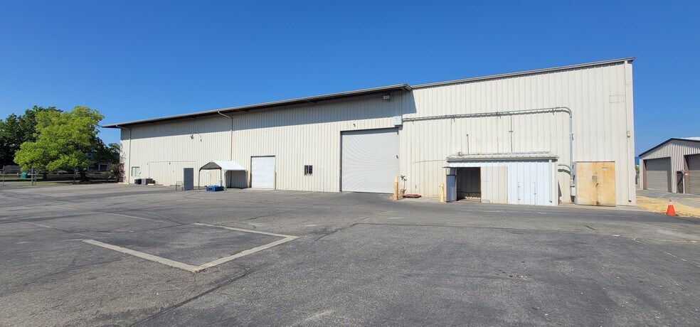 More Photos Of 295 Convair Ave, Chico Industrial For Lease