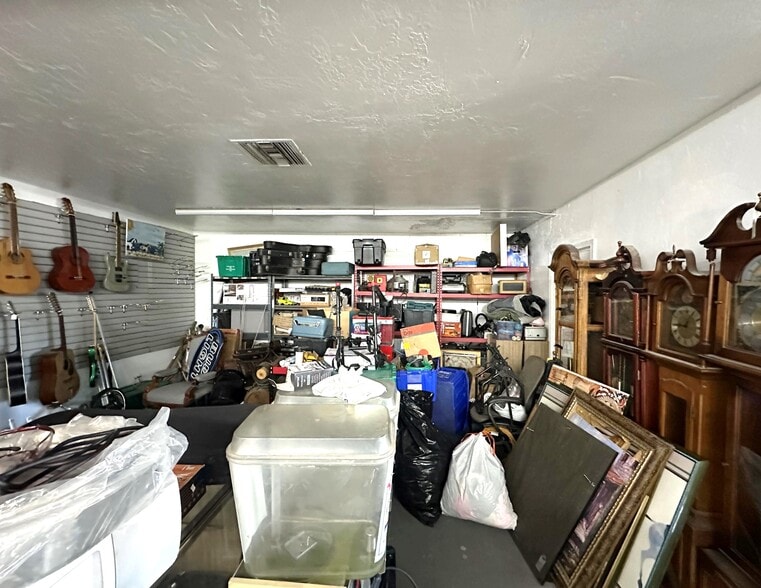 More Photos Of 530 W San Carlos St, San Jose Storefront For Sale