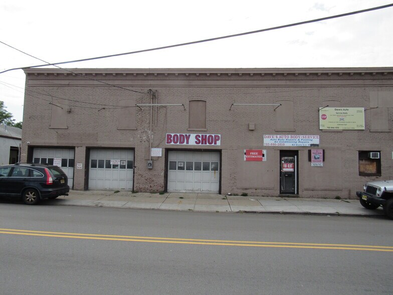 More Photos Of 114-120 Sandford St, New Brunswick Auto Repair For Lease