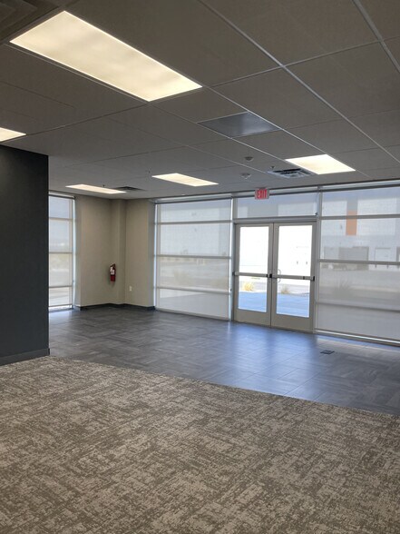 More Photos Of 6714 E North Belt Rd, Las Vegas Distribution For Lease