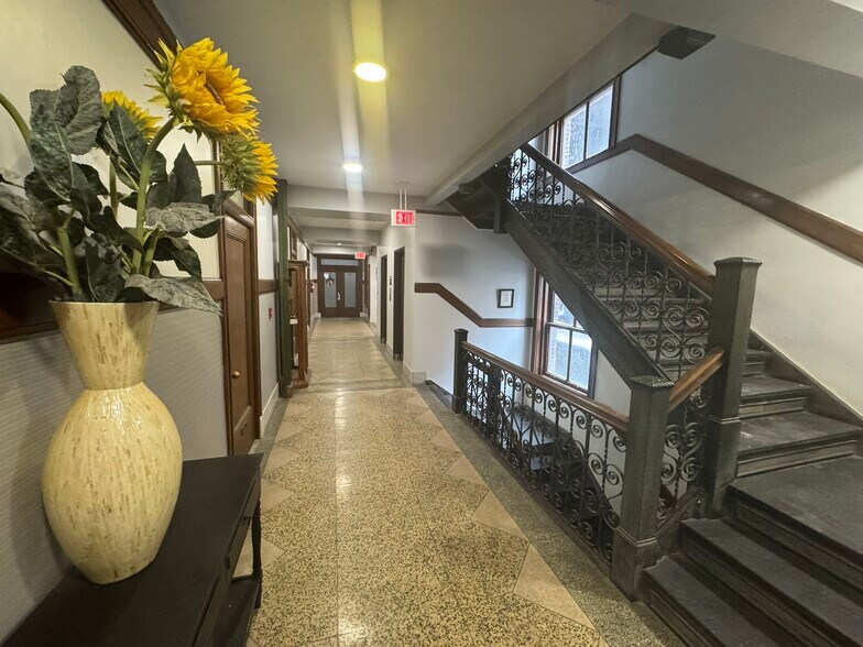 More Photos Of 140 Public Sq, Cleveland Apartments For Sale