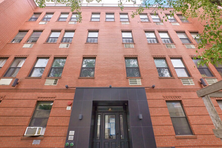 More Photos Of 260 Water St, Brooklyn Apartments For Sale