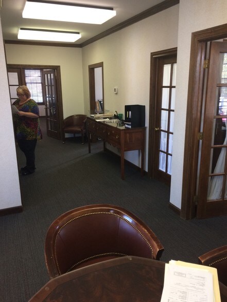 More Photos Of 1632 W Colonial Pky, Inverness Loft Creative Space For Lease