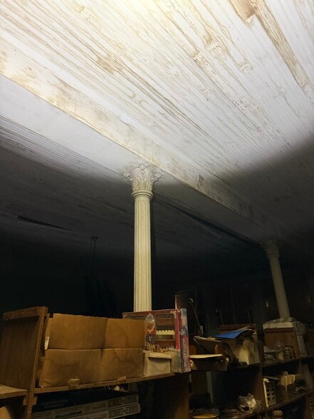 More Photos Of 128-130 N Patterson, Valdosta Storefront Retail Office For Sale