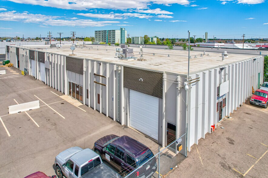 More Photos Of 4860 Olive St, Commerce City Industrial For Lease