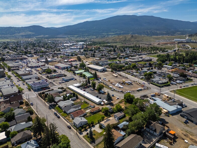 More Photos Of 1801 Chapman St, Merritt Apartments For Sale
