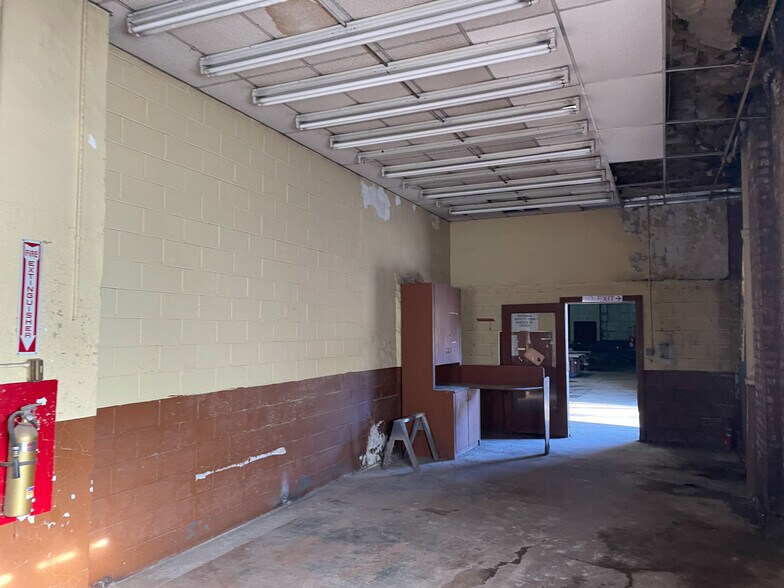 More Photos Of 1015 12th NE st, Canton Industrial For Sale