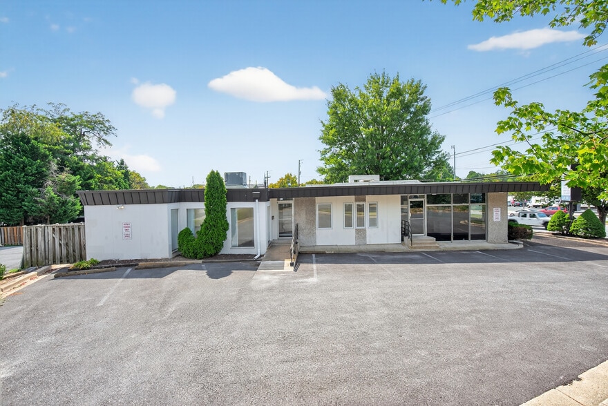 More Photos Of 10101 Lorain Ave, Silver Spring Medical For Sale