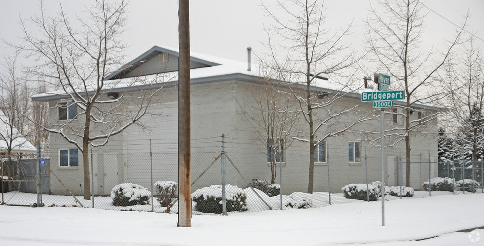 Primary Photo Of 3002 E Bridgeport Ave, Spokane Warehouse For Sale