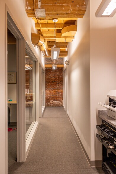 More Photos Of 40R Merrimac St, Newburyport Office For Lease