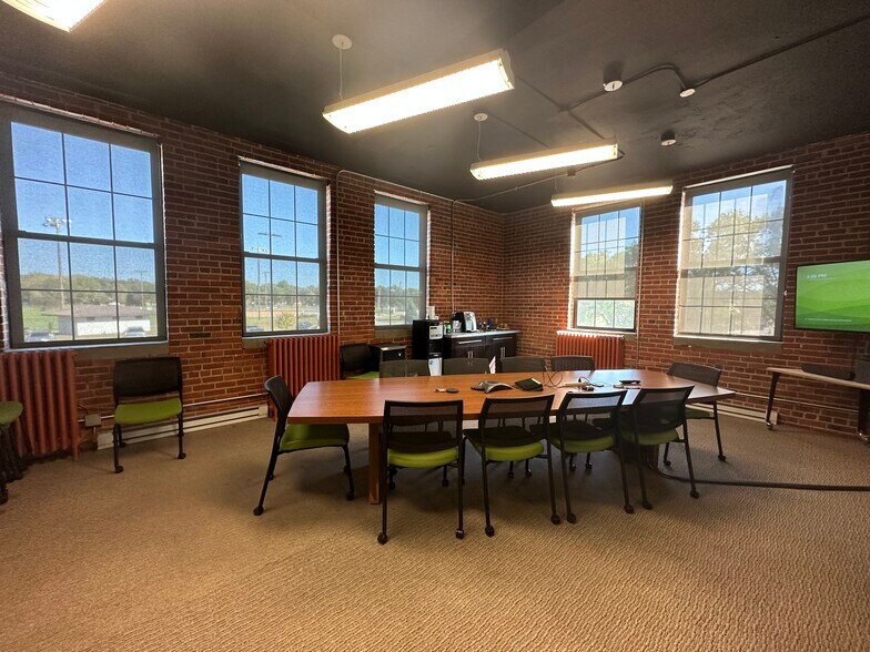 More Photos Of 200 S 21st St, Lincoln Unknown For Sale