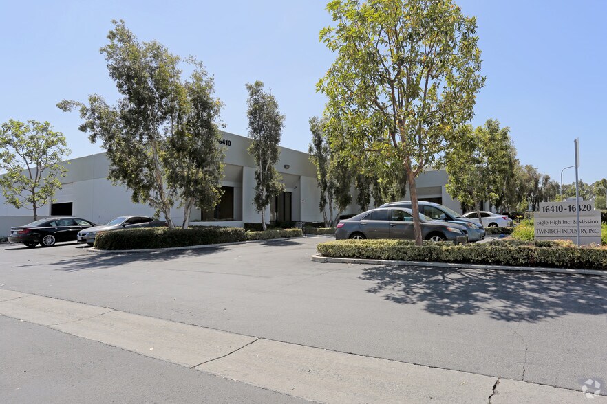 More Photos Of 16410-16430 Manning Way, Cerritos Unknown For Lease