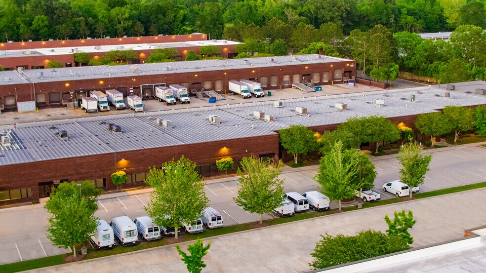 More Photos Of 14141 Airline Hwy, Baton Rouge Light Distribution For Lease