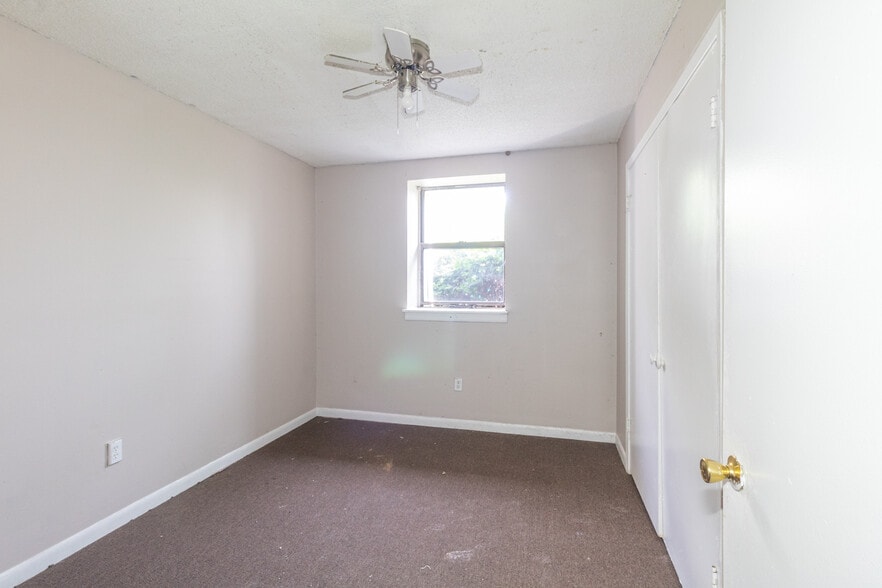 More Photos Of 201 William D Jones Blvd, Fayetteville Apartments For Sale