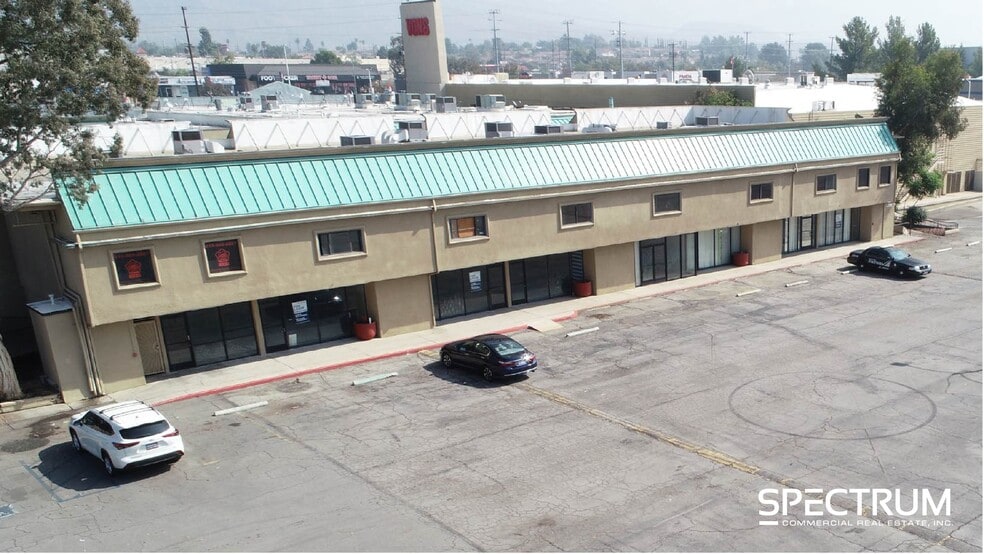More Photos Of 13730-13790 Foothill Blvd, Sylmar Unknown For Lease