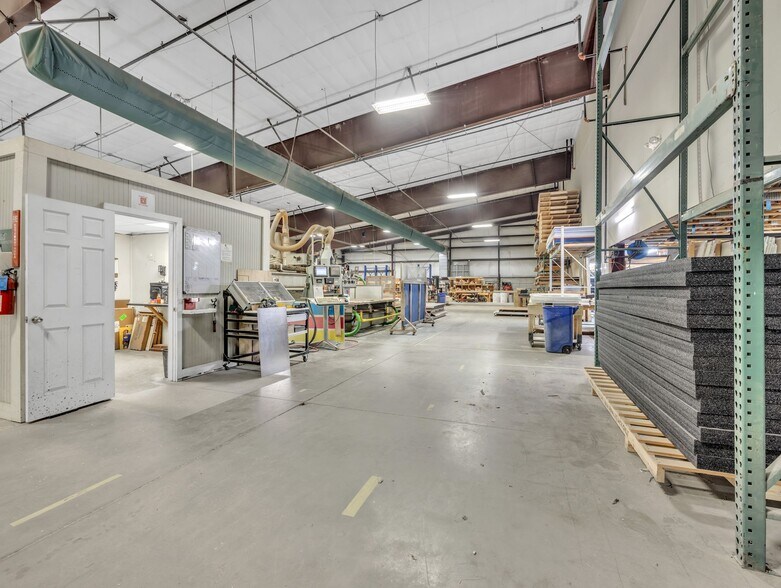 More Photos Of 39 Nott Hwy, Ashford Unknown For Lease