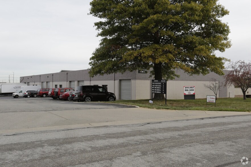 More Photos Of 11610-11634 W 90th St, Overland Park Warehouse For Lease
