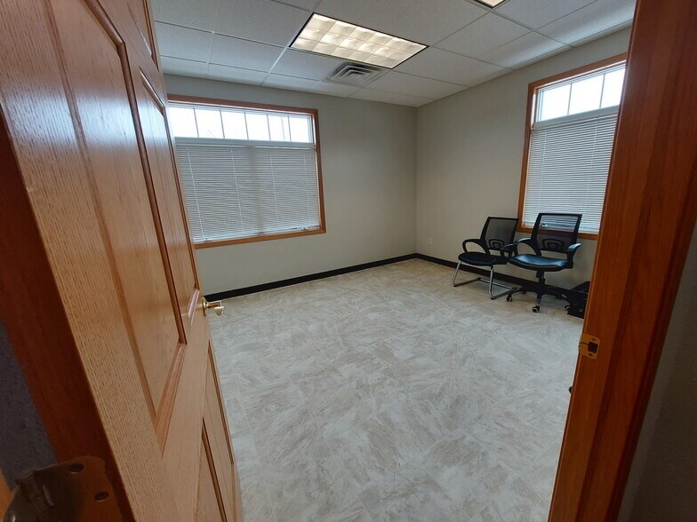 More Photos Of 435 Village Walk Ln, Johnson Creek Office For Lease