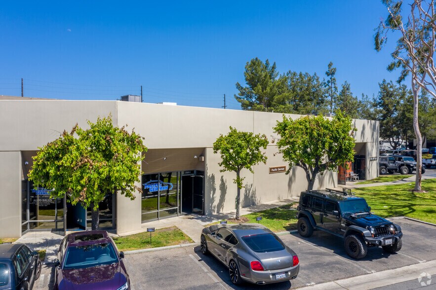 More Photos Of 23461 Ridge Route Dr, Laguna Hills Unknown For Lease