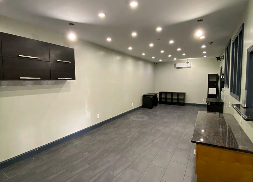 More Photos Of 35 Division Pl, Brooklyn Warehouse For Sale