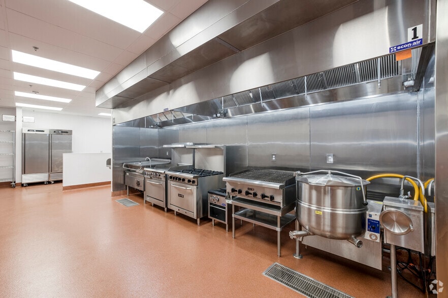 Primary Photo Of 7119-7129 E Shea Blvd, Scottsdale General Retail For Lease