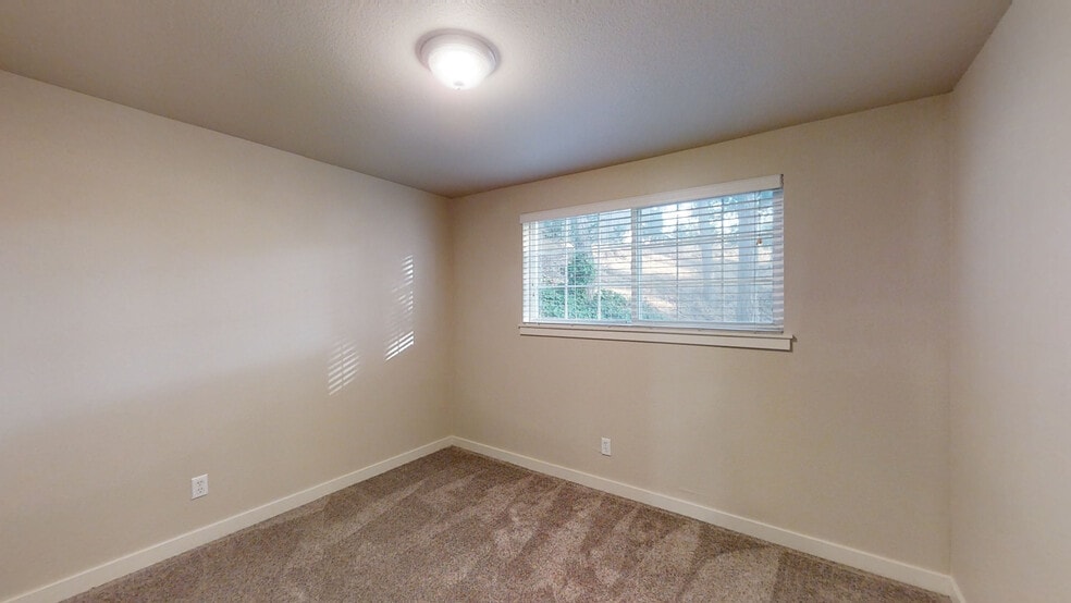 More Photos Of 2301 S 74th St, Tacoma Multifamily For Sale