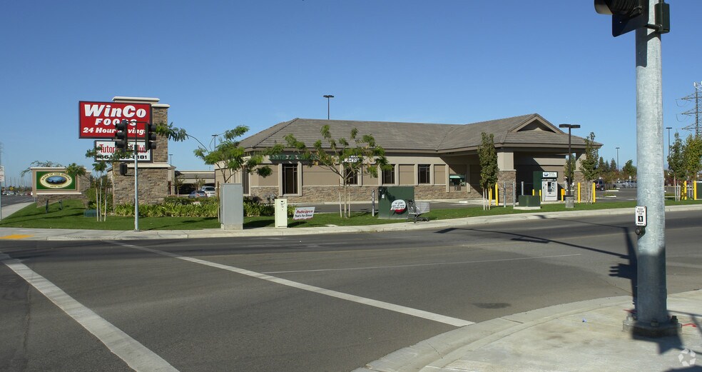 More Photos Of 4180 Coffee Rd, Bakersfield Unknown For Lease