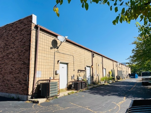 More Photos Of 4001-4015 175th St, Country Club Hills General Retail For Sale