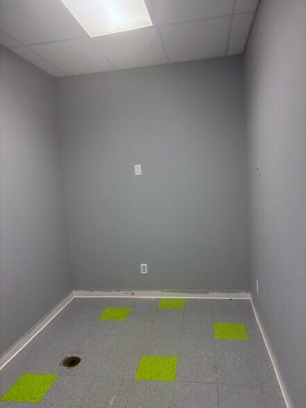 More Photos Of 4500-4520 Central School Rd, Saint Charles Unknown For Lease