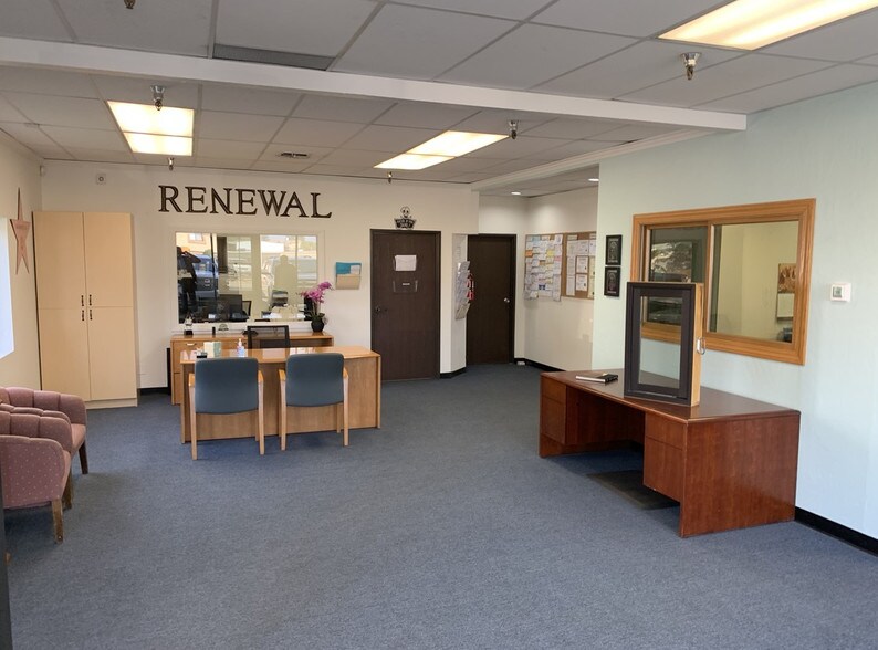 More Photos Of 11290 Trade Center Dr, Rancho Cordova Warehouse For Lease