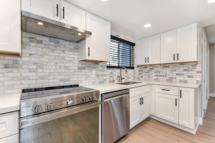 More Photos Of 5364 Garfield Ave, Sacramento Apartments For Sale