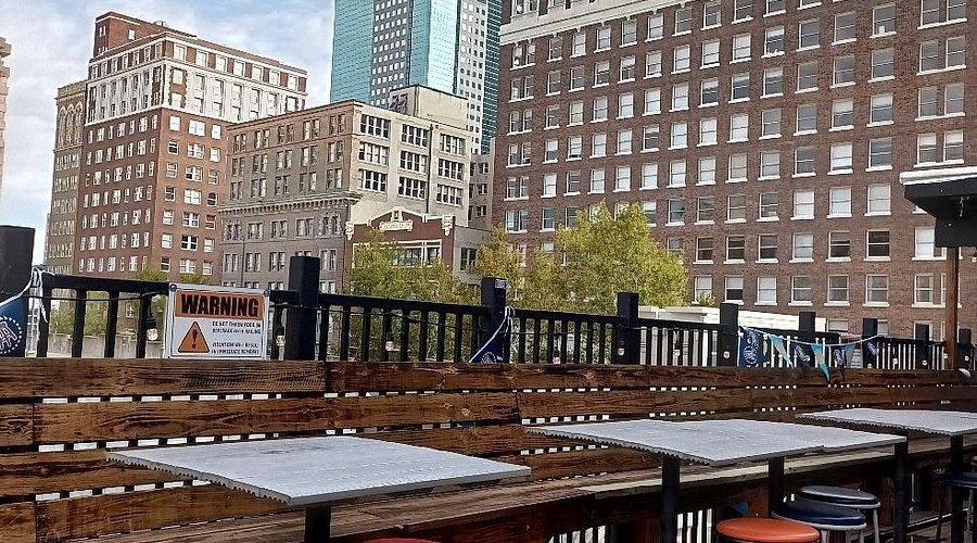 More Photos Of 928 W Wyandotte St, Kansas City Restaurant For Sale