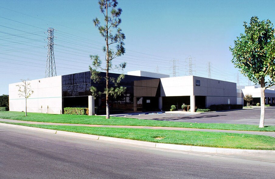 More Photos Of 10482 Enterprise Dr, Loma Linda Warehouse For Lease