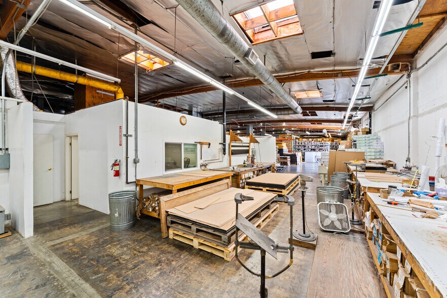 More Photos Of 2130 Edwards Ave, South El Monte Warehouse For Sale