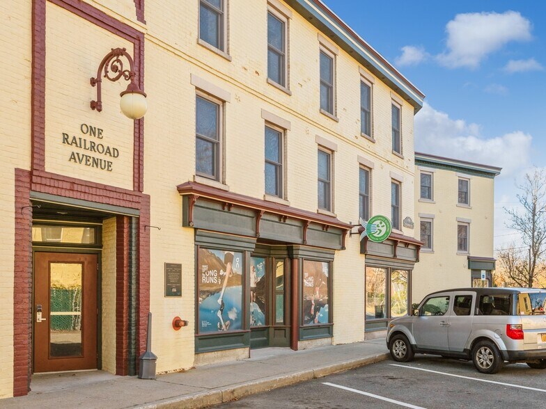 More Photos Of 1 Railroad Ave, Goshen Storefront Retail Office For Lease