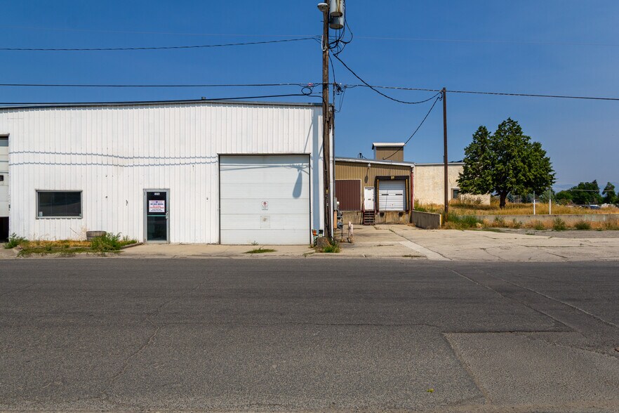 More Photos Of 1200 Bozeman Ave, Helena Warehouse For Sale