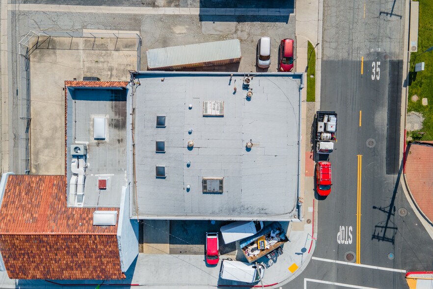 More Photos Of 5711 Sheila St, Commerce Warehouse For Sale