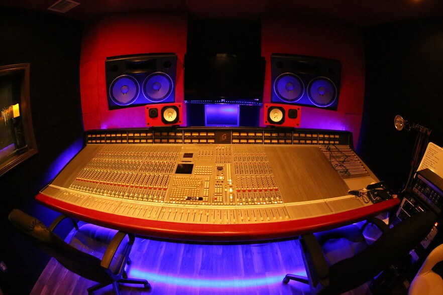 More Photos Of 4617 Van Nuys Blvd, Sherman Oaks Storefront For Sale