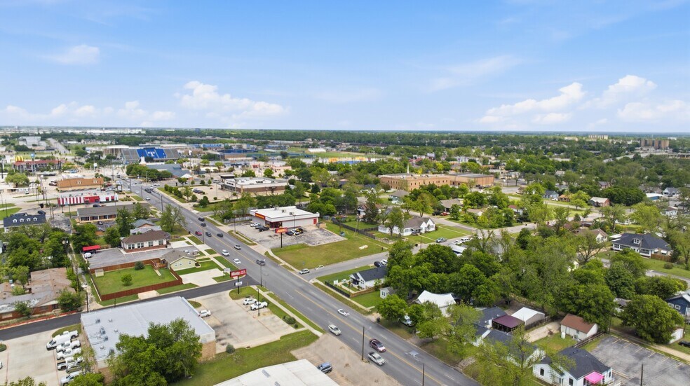 More Photos Of 201 S 31st St, Temple General Retail For Sale