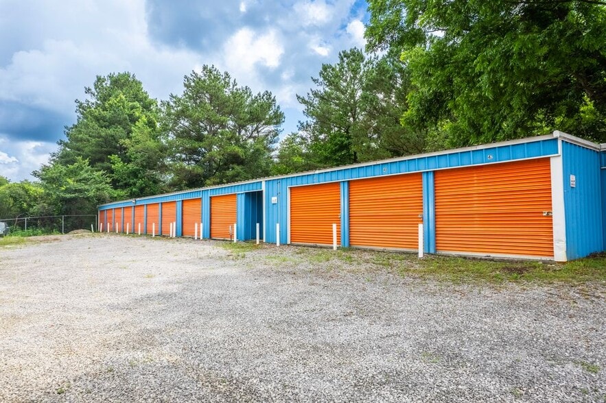 More Photos Of 222 AL-36, Hartselle Self Storage For Sale