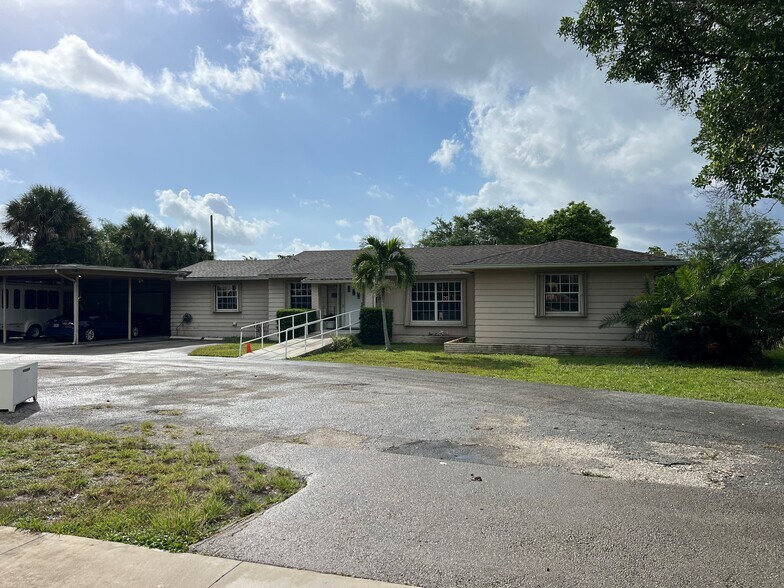 More Photos Of 202 Palm Ct, Delray Beach Office Residential For Sale