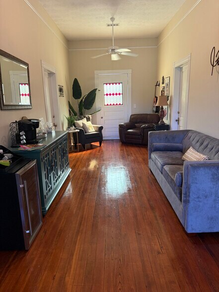 More Photos Of 159 S College St, Hamilton Office For Sale