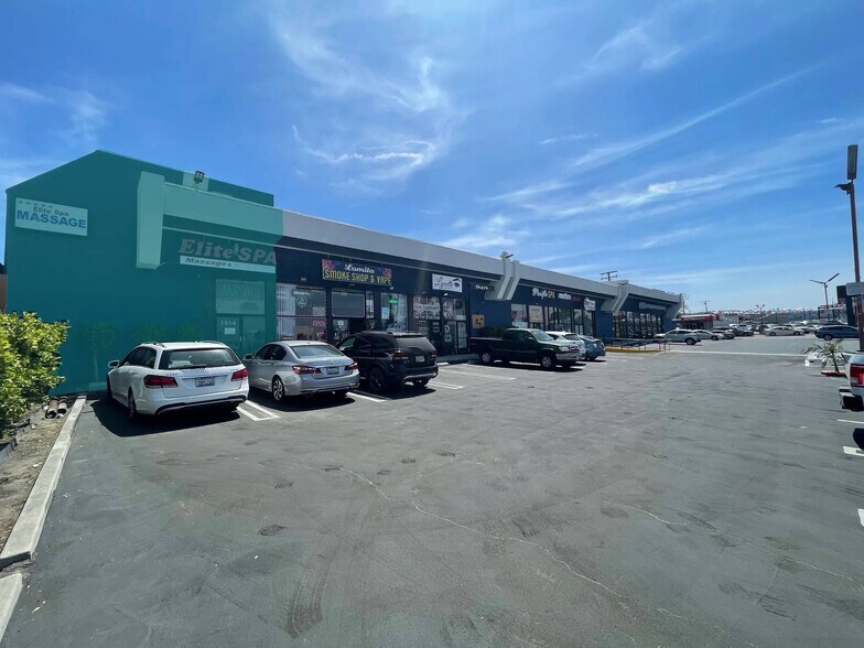 More Photos Of 1926-1930 Pacific Coast Hwy, Lomita Unknown For Lease