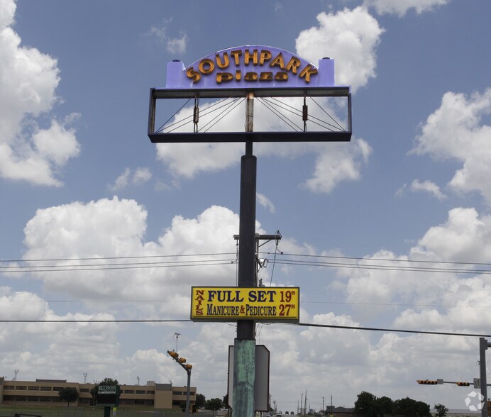 More Photos Of 1002 E Elms Rd, Killeen Unknown For Lease