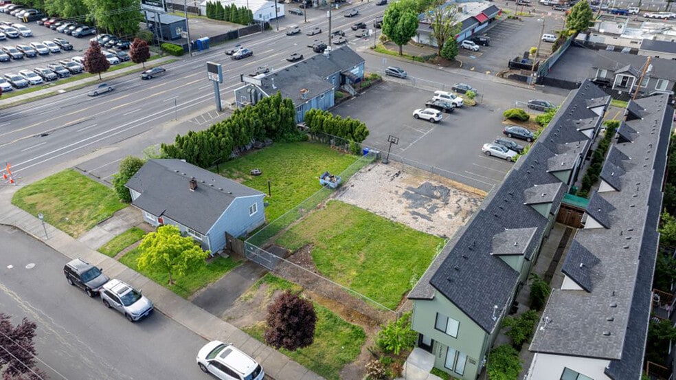 More Photos Of , Portland Unknown For Sale