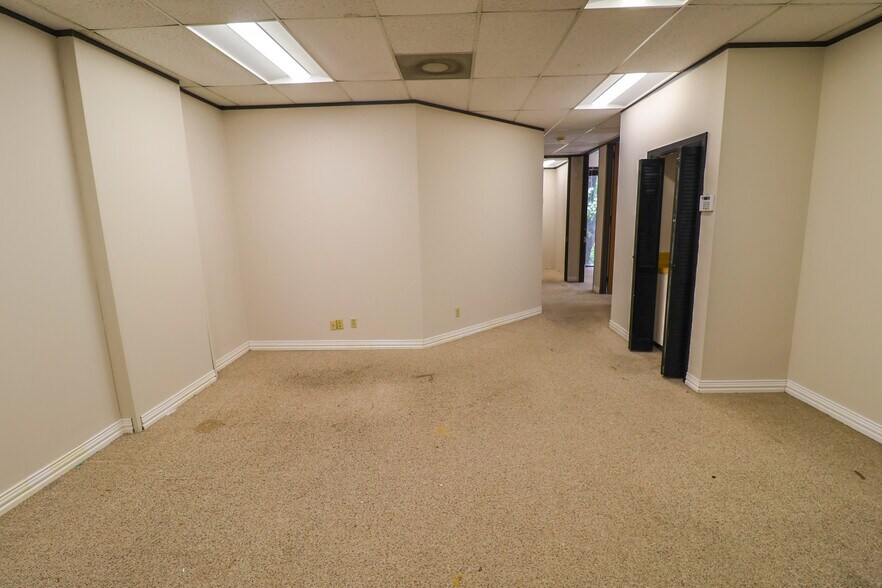 More Photos Of 13131 Champions Dr, Houston Medical For Lease