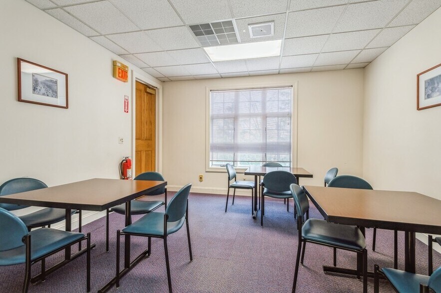 More Photos Of 372 Route 22 West, White House Station Office For Lease
