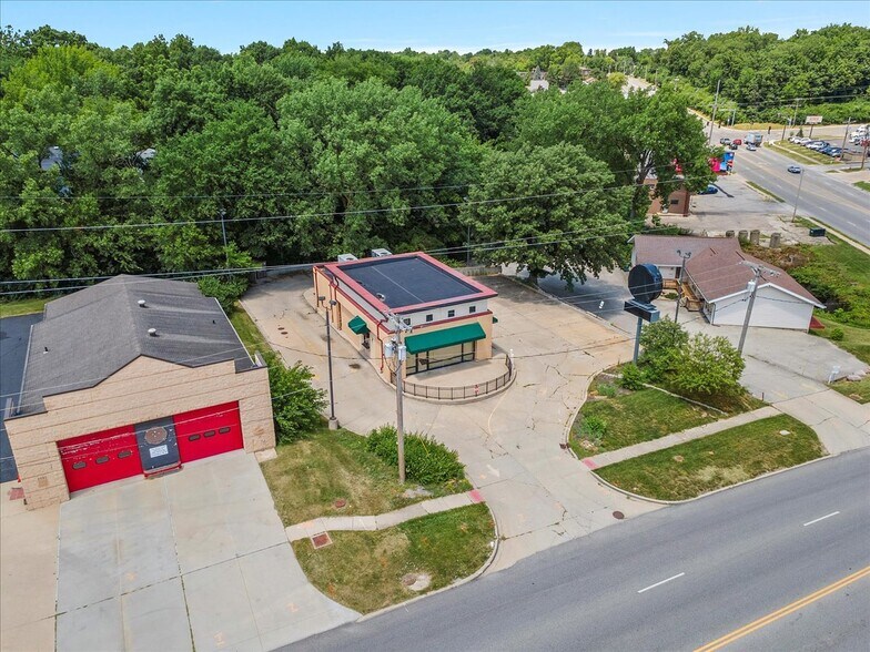 Primary Photo Of 2003 W Monroe St, Springfield Fast Food For Sale