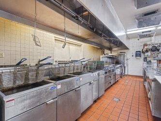 More Photos Of 5040 N 2nd St, Loves Park Restaurant For Sale