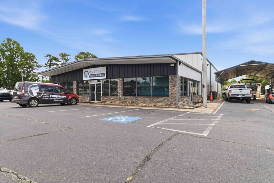 Primary Photo Of 6080 Lanier Islands Pky, Buford Service For Sale